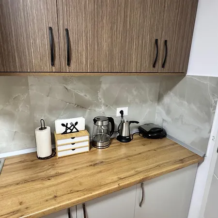 דירה Cozy 2 Bedroom In Myslym Shyri