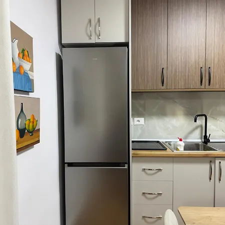 Apartment Cozy 2 Bedroom In Myslym Shyri Tirana