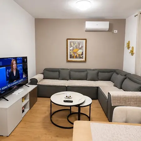 Cozy 2 Bedroom In Myslym Shyri