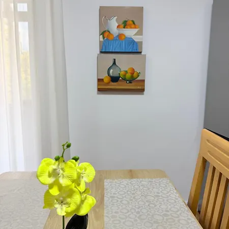 Cozy 2 Bedroom In Myslym Shyri
